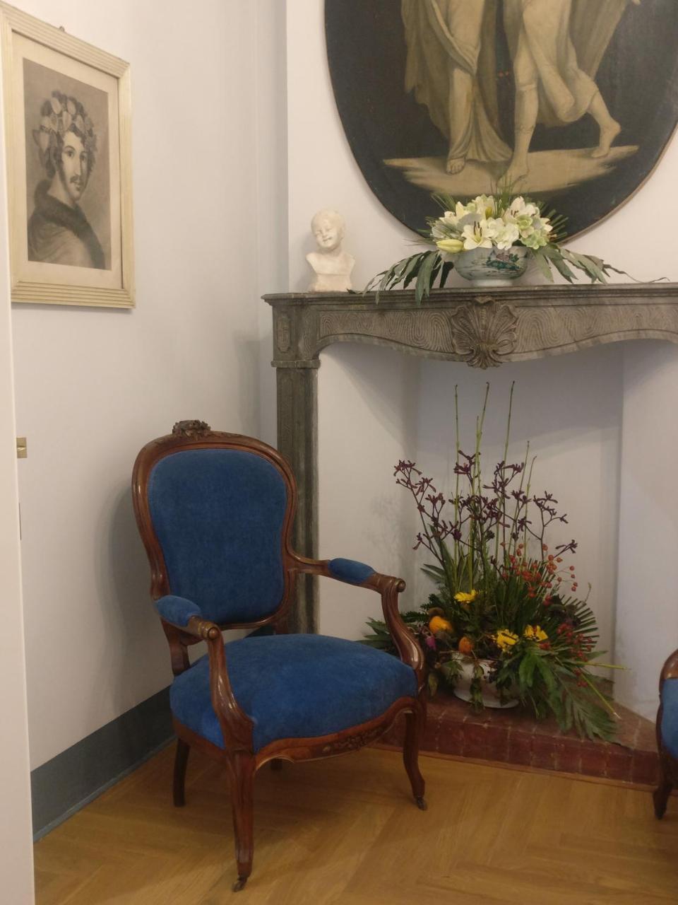 B&B "La Bottega D'Arte" Каррара Экстерьер фото