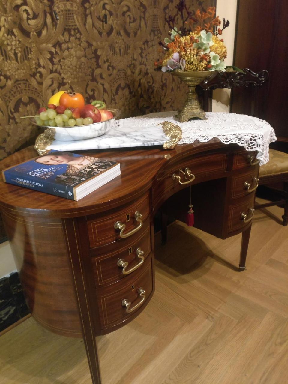 B&B "La Bottega D'Arte" Каррара Экстерьер фото
