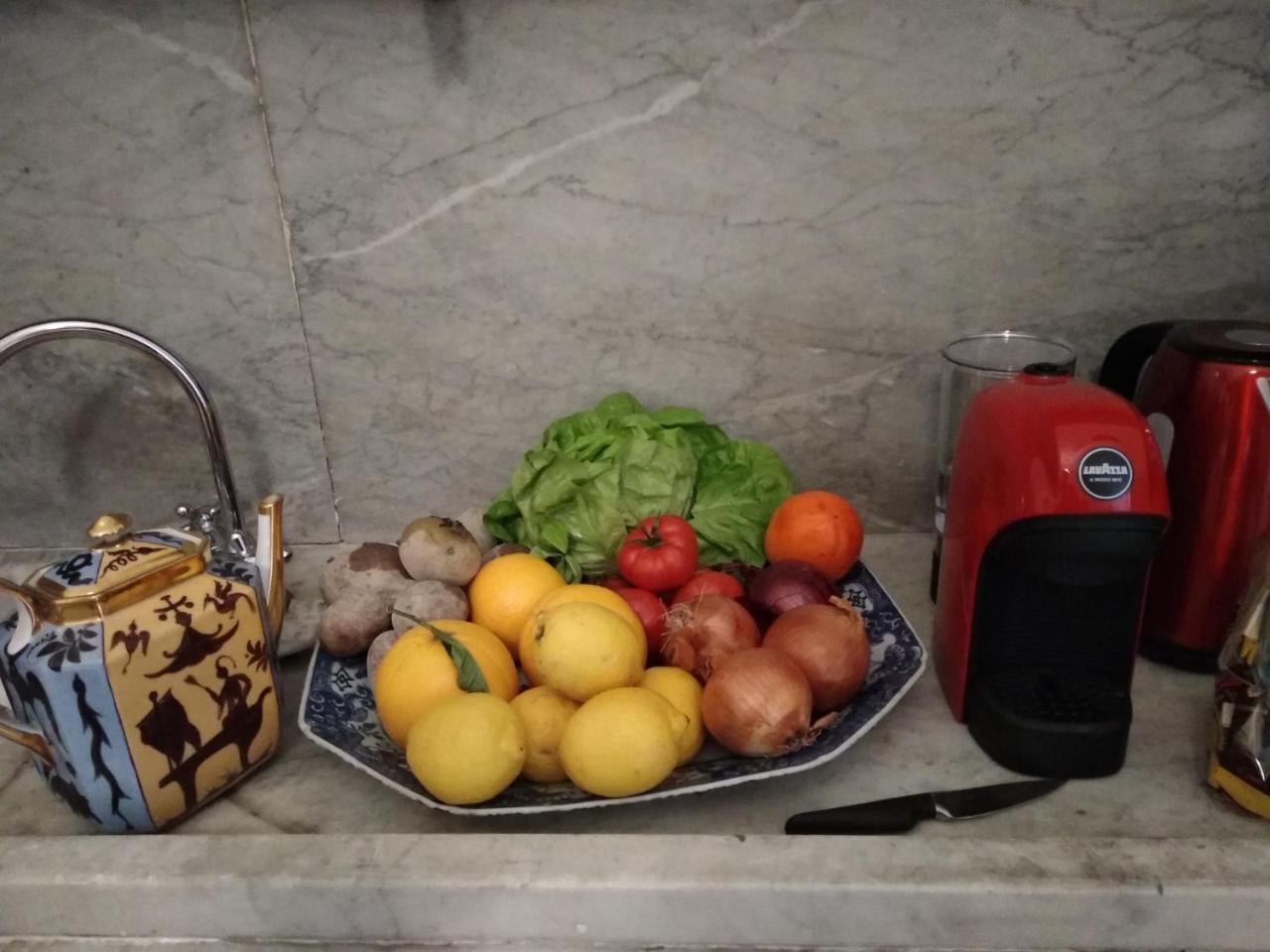 B&B "La Bottega D'Arte" Каррара Экстерьер фото